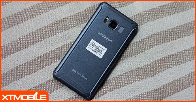 Trên tay nhanh Galaxy S8 Active: Cứng cáp thu hút ánh nhìn