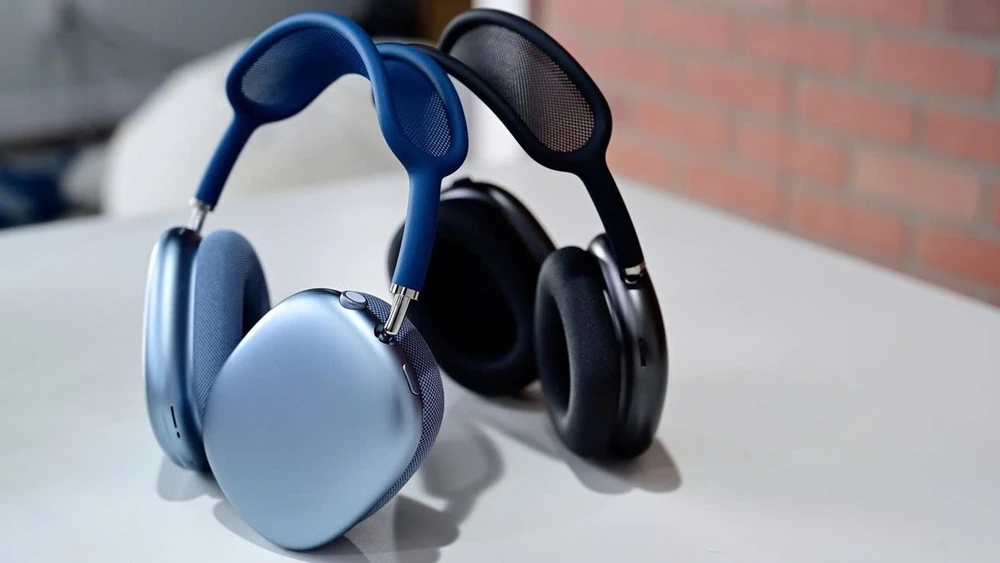 So sánh AirPods Max 2 vs AirPods Max: Có gì thay đổi ở dòng tai nghe cao cấp của Apple?