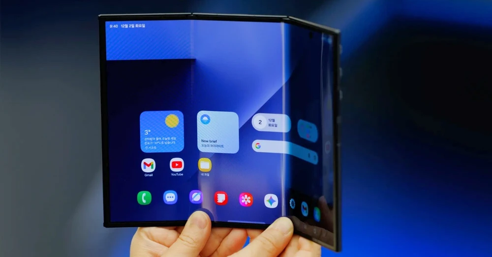 Điều gì sẽ xảy ra khi bạn gập Galaxy Z TriFold sai cách?