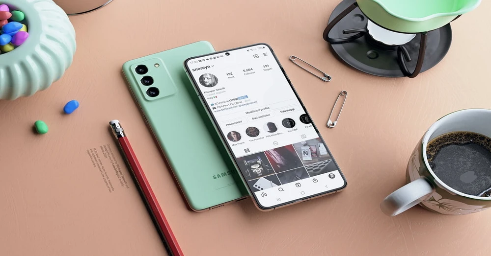 Samsung S21 Fe và iPhone 13 Mini: Đối thủ đáng gờm của nhau
