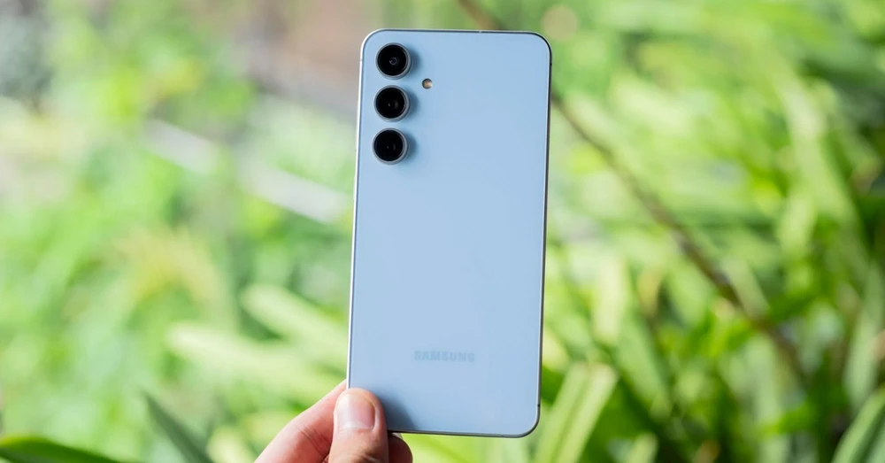Samsung S24 FE ra mắt: Chip Exynos 2400e, hỗ trợ Galaxy AI, 7 năm cập nhật Android