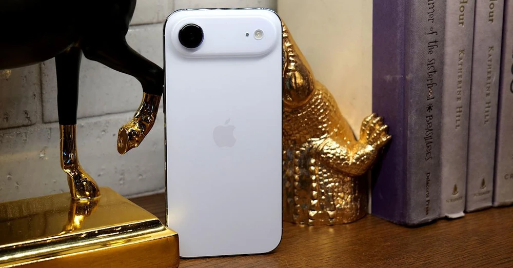 Đánh giá iPhone Air: Liệu thiết kế mỏng nhẹ có thực sự mạnh mẽ?
