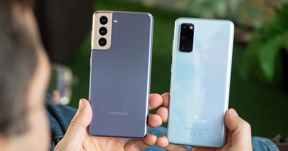 So sánh Galaxy S21 hay là Galaxy S20 đáng mua hơn trong năm 2021