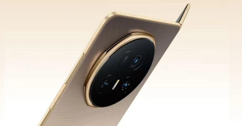 Honor Magic V5 lộ diện qua poster: Thiết kế camera mới, mỏng chỉ 8,8mm