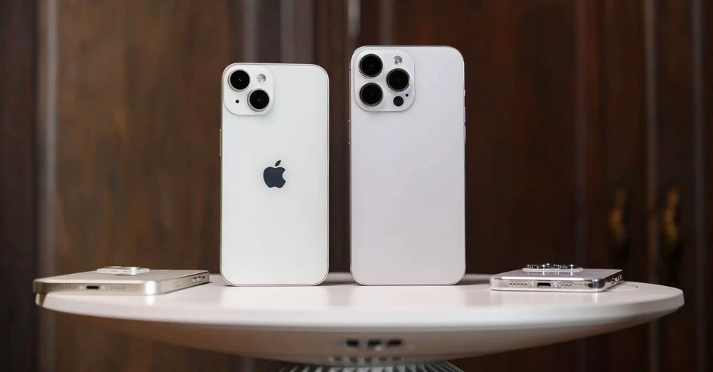 So sánh iPhone 15 và iPhone 15 Pro Max: Khác biệt nằm ở đâu?