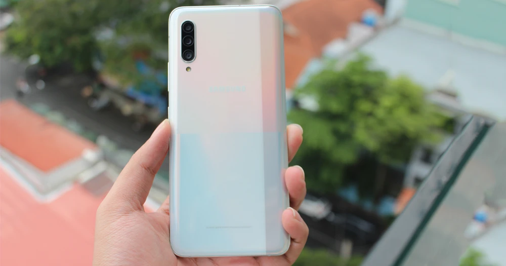 Trên tay Galaxy A90 5G: thiết bị với nhiều cải tiến vượt trội