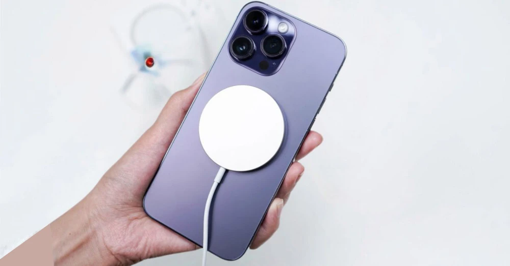 Sạc không dây có ảnh hưởng pin iPhone của bạn không?