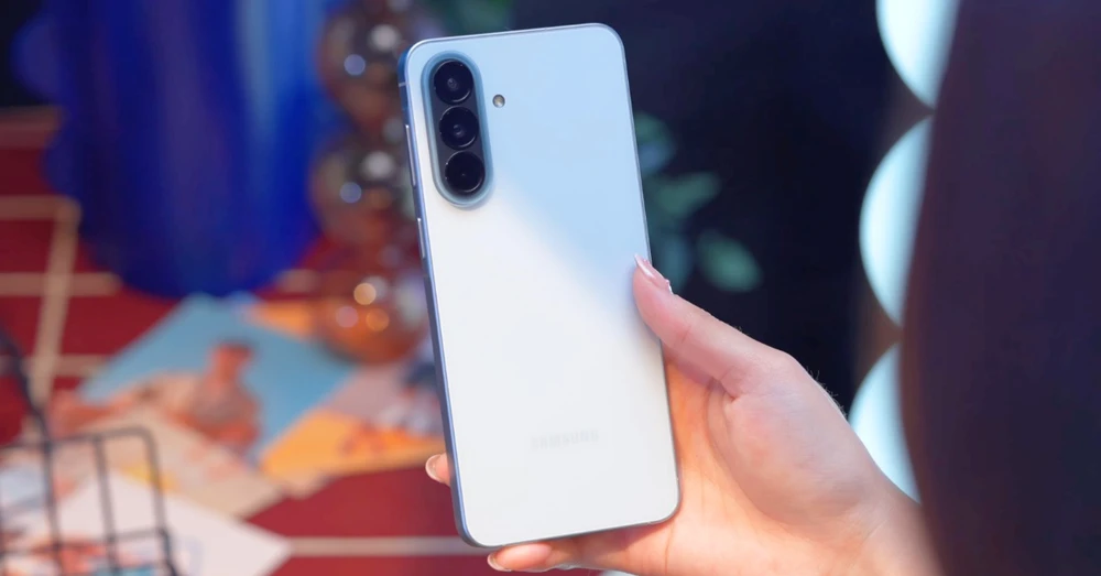 Đánh giá Samsung Galaxy A57 5G chi tiết: Có đáng để nâng cấp?