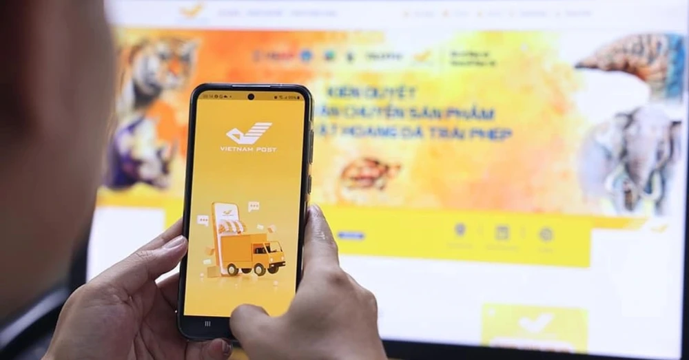 Hướng dẫn chi tiết 4 cách tra cứu vận đơn VNPost siêu nhanh