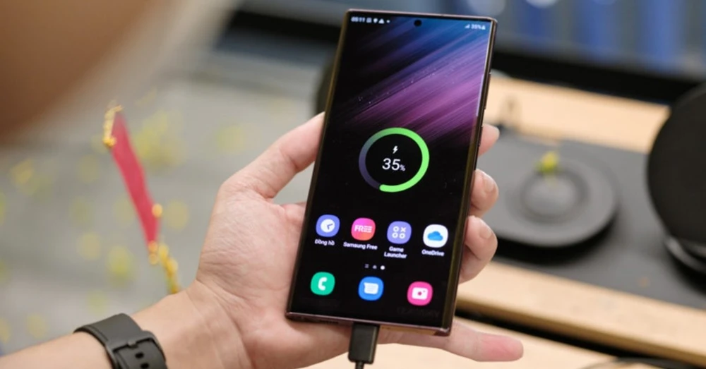 Cách bật sạc nhanh trên điện thoại Samsung cực đơn giản!
