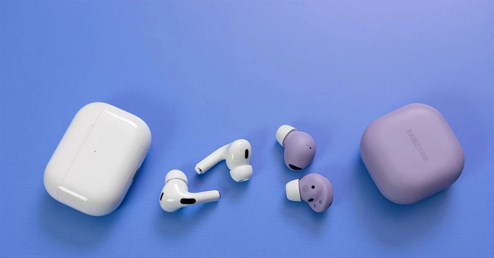 AirPods Pro 2 vs Galaxy Buds 2 Pro: Thiết bị nào sẽ giành chiến thắng?