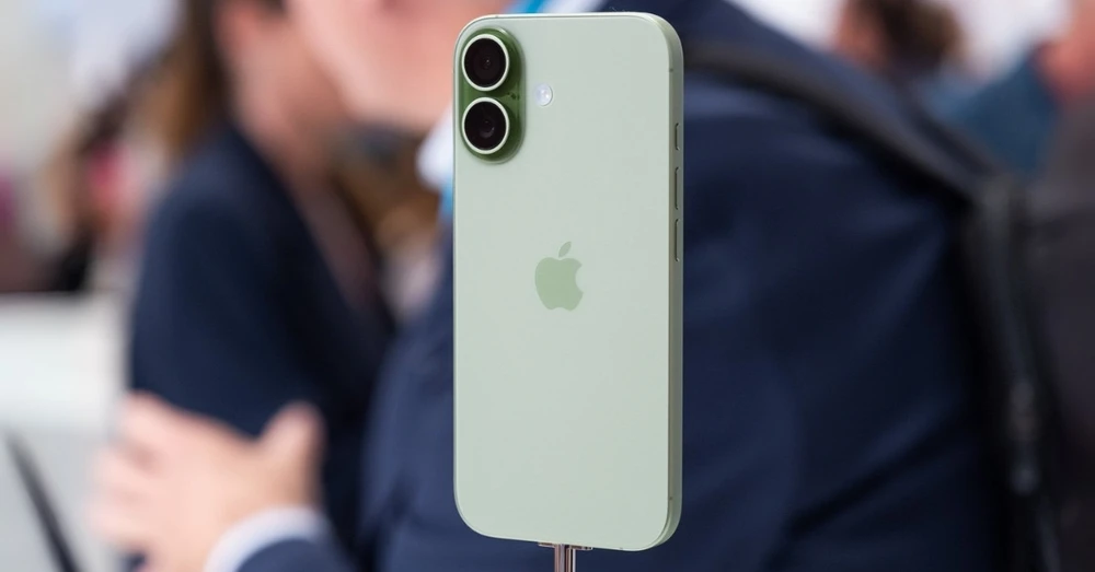 iPhone 17 màu Xanh Lá Xô Thơm hợp mệnh gì? Có nên mua không?