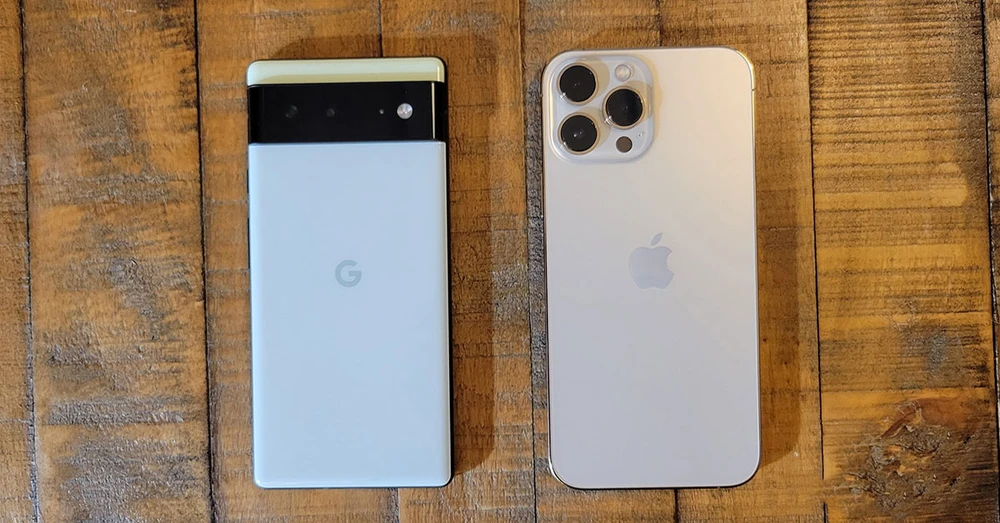 Google Pixel 6 vs iPhone 11 Pro Max: Lựa chọn Android hay iOS?