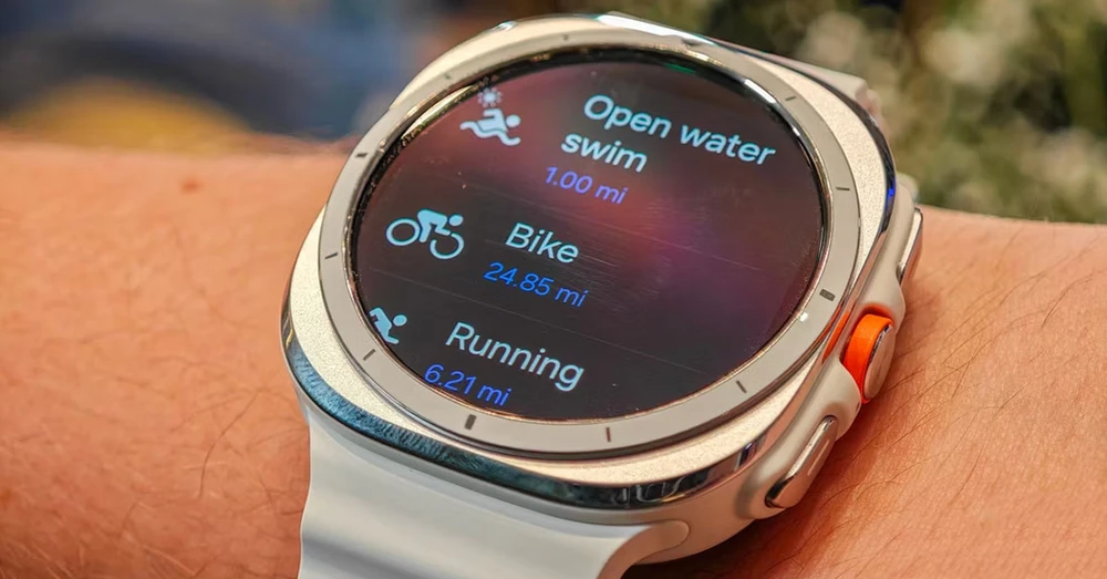 Samsung Galaxy Watch Ultra có chống nước không? Những điều bạn cần biết