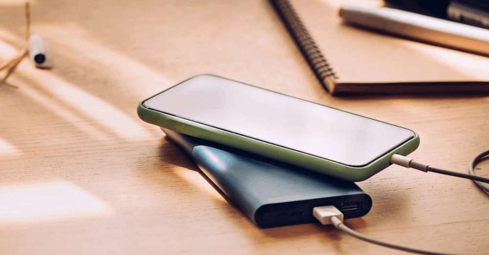 Pin dự phòng 10.000mAh sử dụng bao lâu và sạc được bao nhiêu lần?
