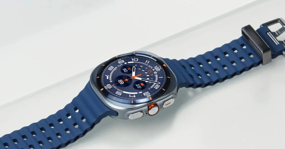 Đánh giá Galaxy Watch Ultra 2025: Có đáng để nâng cấp?
