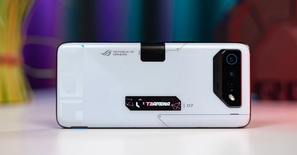 Đánh giá ROG Phone 7 Ultimate: Đỉnh cao của điện thoại chơi game