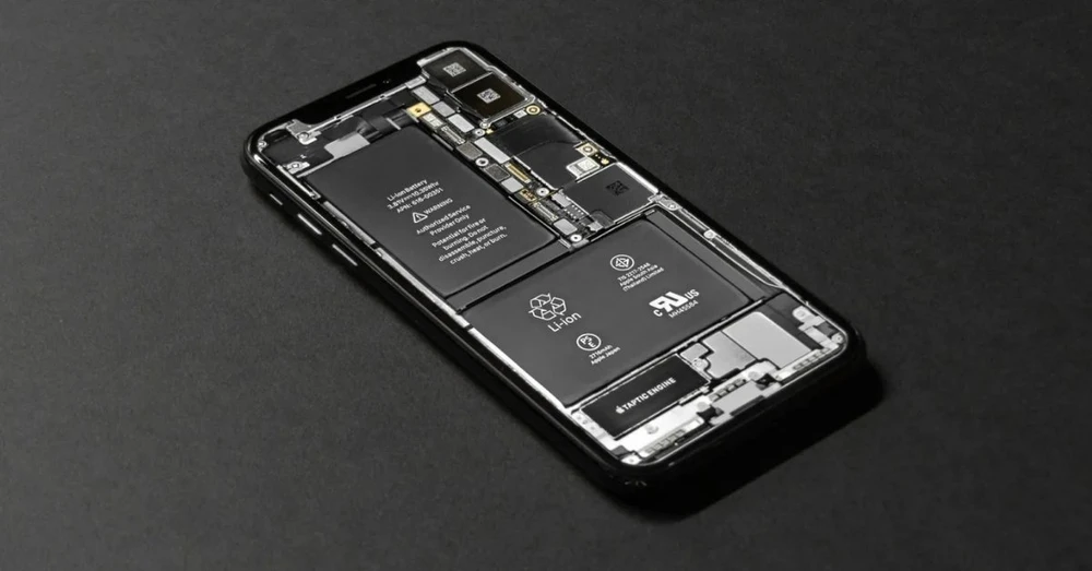 Thay pin iPhone mất bao lâu? iPhone bạn đã đến lúc thay pin chưa?
