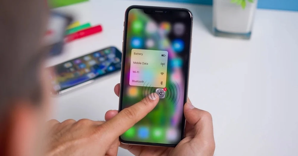 Haptic Touch là gì? Có những khác biệt nào so với 3D Touch?