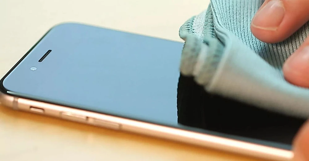 Cách vệ sinh iPhone hiệu quả và an toàn cho thiết bị: Liệu bạn có đang làm đúng cách?