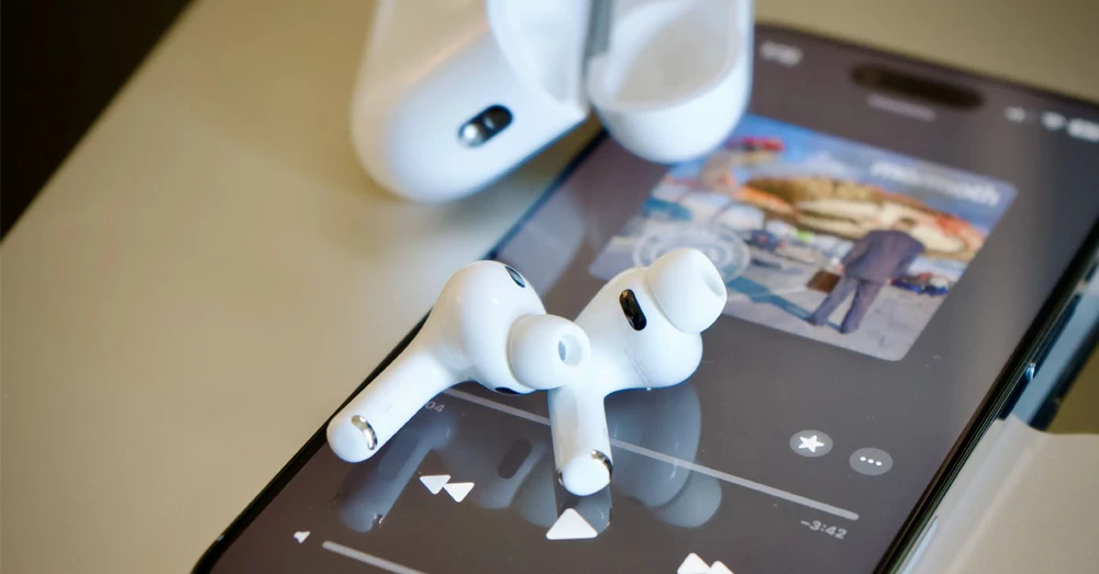Cách kéo dài tuổi thọ pin AirPods: Mẹo đơn giản mà ít người biết