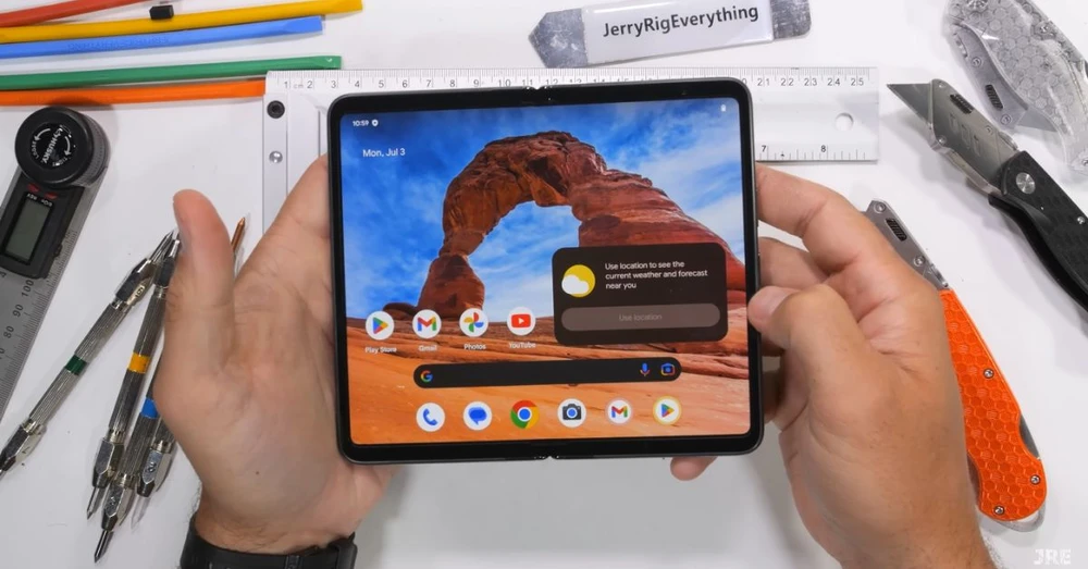 Kiểm tra độ bền Google Pixel Fold: Kết quả có như dự đoán?