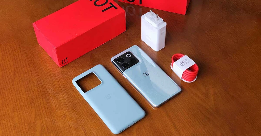 So sánh Samsung Galaxy S22+ và OnePlus 10T: Điện thoại Android nào hấp dẫn?