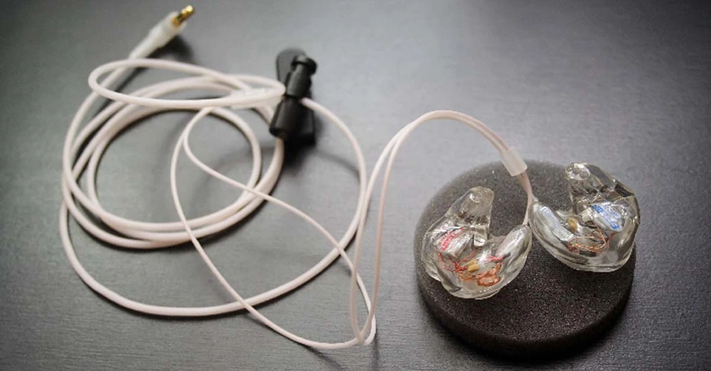 Tai nghe In-ear Monitor là gì, hoạt động như thế nào?