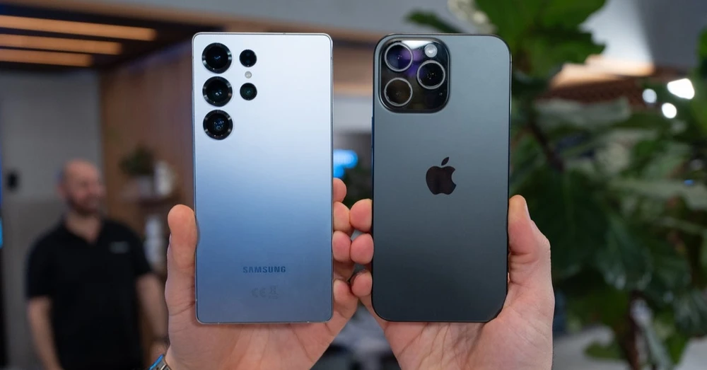 So sánh Galaxy S25 Ultra và iPhone 16 Pro Max: Flagship nào đáng mua hơn?