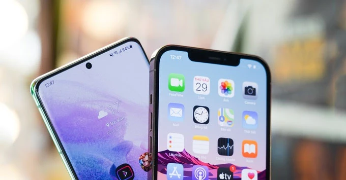So sánh độ bền Galaxy S21 Ultra và iPhone 12 Pro Max: Flagship Samsung liệu có đánh bại được Apple?