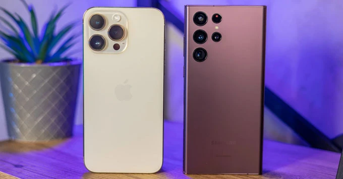 iPhone 14 Pro Max và Samsung S22 Ultra: Flasghip nào 'đỉnh' hơn?