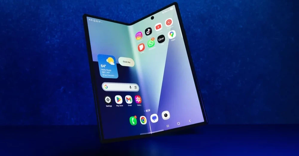 Samsung Galaxy Z Fold 8 Ultra có gì mới? Giá bao nhiêu?
