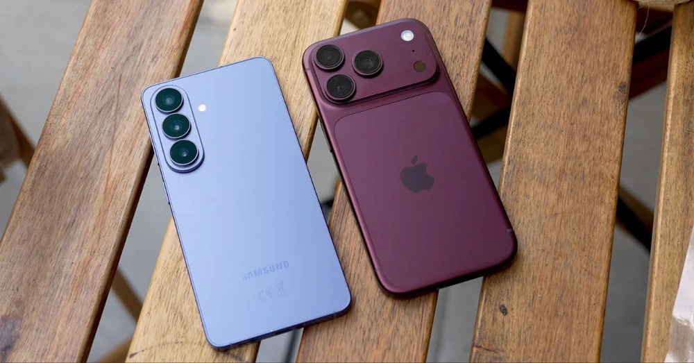 So sánh iPhone 18 Pro và Galaxy S26: Mẫu máy nhỏ gọn nào đáng mua hơn?