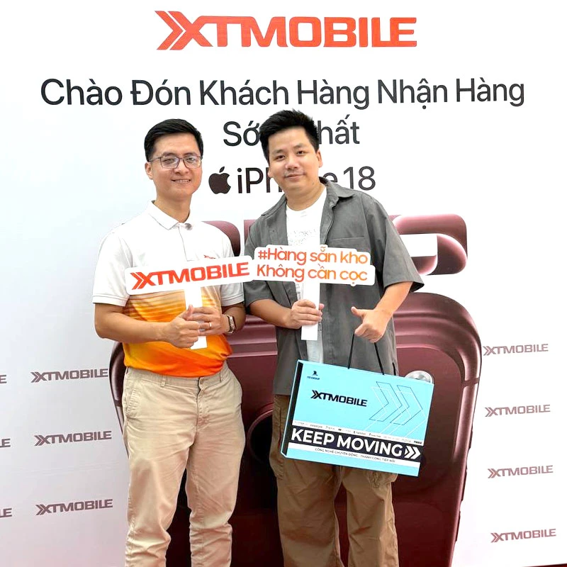 Youtuber Khoa Pug sở hữ iPhone 18 Pro