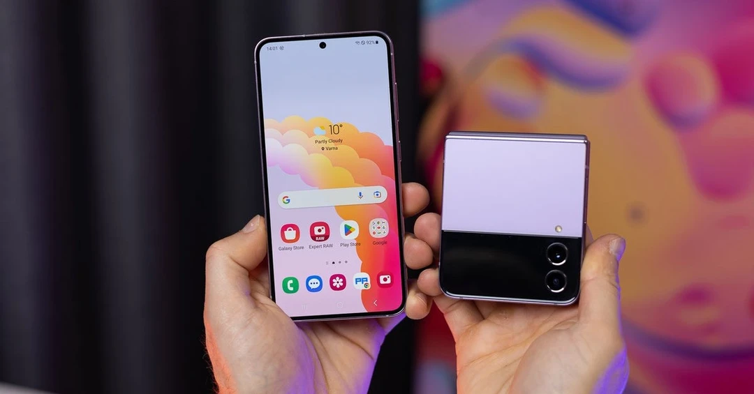 So sánh Samsung S23 và Samsung Z Flip 4: Thiết bị nào đáng tiền hơn?