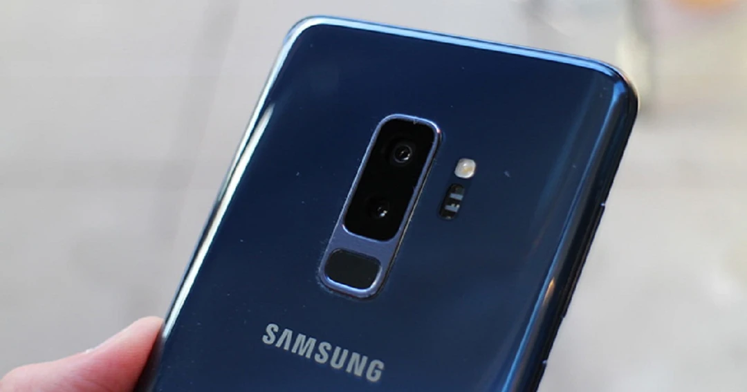 Samsung Galaxy S9 Plus được cập nhật tính năng DeX mà không cần đế cắm