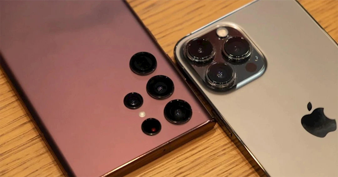 So sánh Galaxy S22 Ultra và iPhone 13 Pro Max: Nên chọn mẫu máy nào?