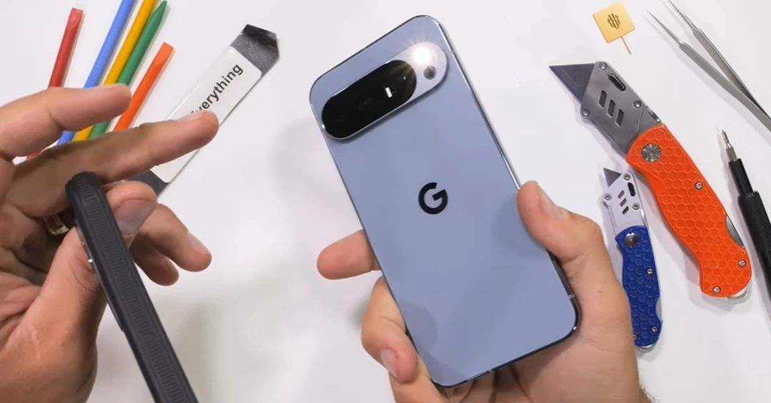 Tháo rời Google Pixel 10 Pro XL: Bất ngờ về mức độ dễ sửa chữa