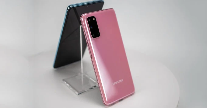 Bỏ qua mọi đối thủ, Galaxy S20 lập kỉ lục trở thành điện thoại 5G nhẹ nhất thế giới