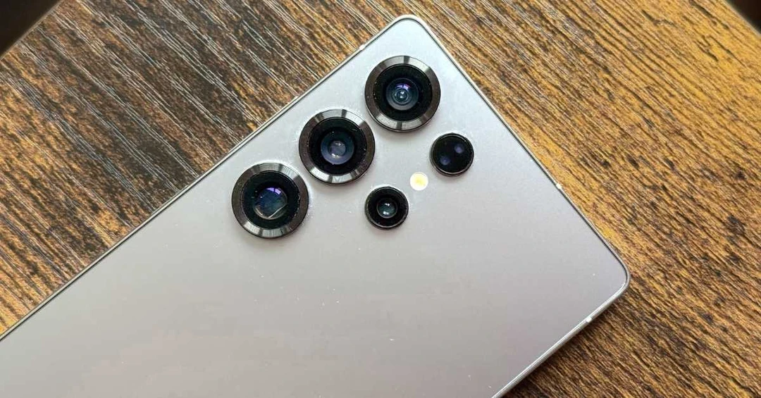 Samsung Galaxy S27 Ultra có thể dùng cảm biến Sony 200MP, loại bỏ camera tele 3x?