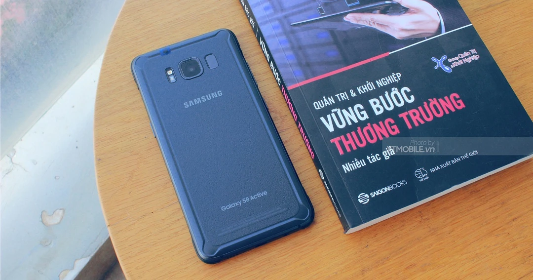 Galaxy S9 Active chờ hoài không thấy, mua S8 Active đi thôi!