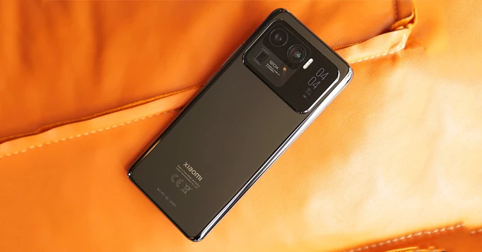 'Mổ bụng' Xiaomi Mi 11 Ultra, khám phá nội thất bên trong có gì
