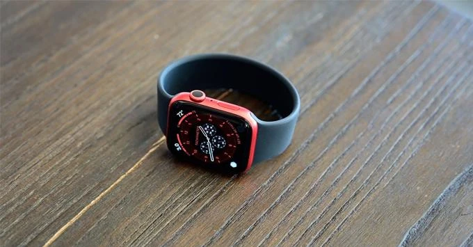 Mổ bụng Apple Watch series 6: Khám phá xem bên trong có gì?