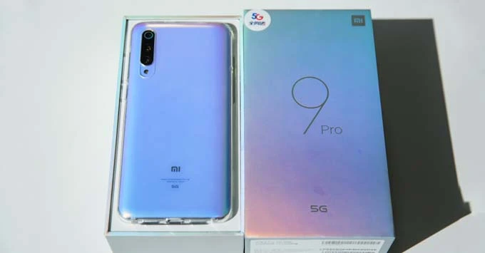 Mổ bụng bên trong điện thoại Xiaomi Mi 9 Pro 5G có gì thú vị?