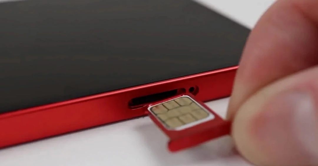 iPhone 14 series có mấy sim? Bản VN/A có khay SIM vật lý không?