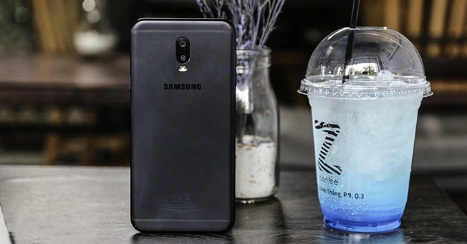 Top 4 smartphone selfie đẹp lung linh trong dịp lễ giáng sinh