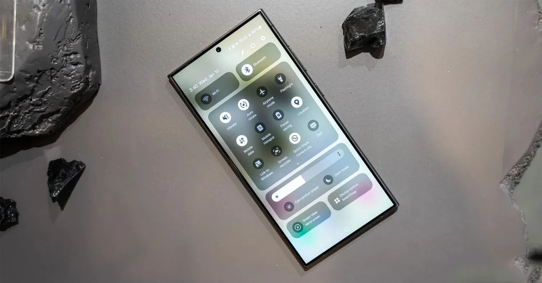 Bản cập nhật Samsung Clock mang tính năng One UI 6.1 cho điện thoại Galaxy cũ hơn
