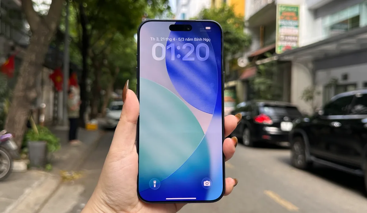 Màn hình iPhone 17 Pro chống sáng tốt hơn