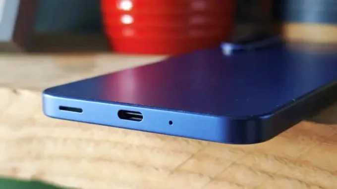 Pin 5.000 mAh đáp ứng cả ngày dài