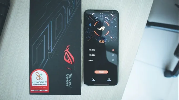 Viền dày của ROG Phone 2 thích hợp để chơi game